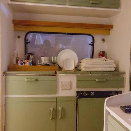 Towed Town Camping And Event Space Apartment